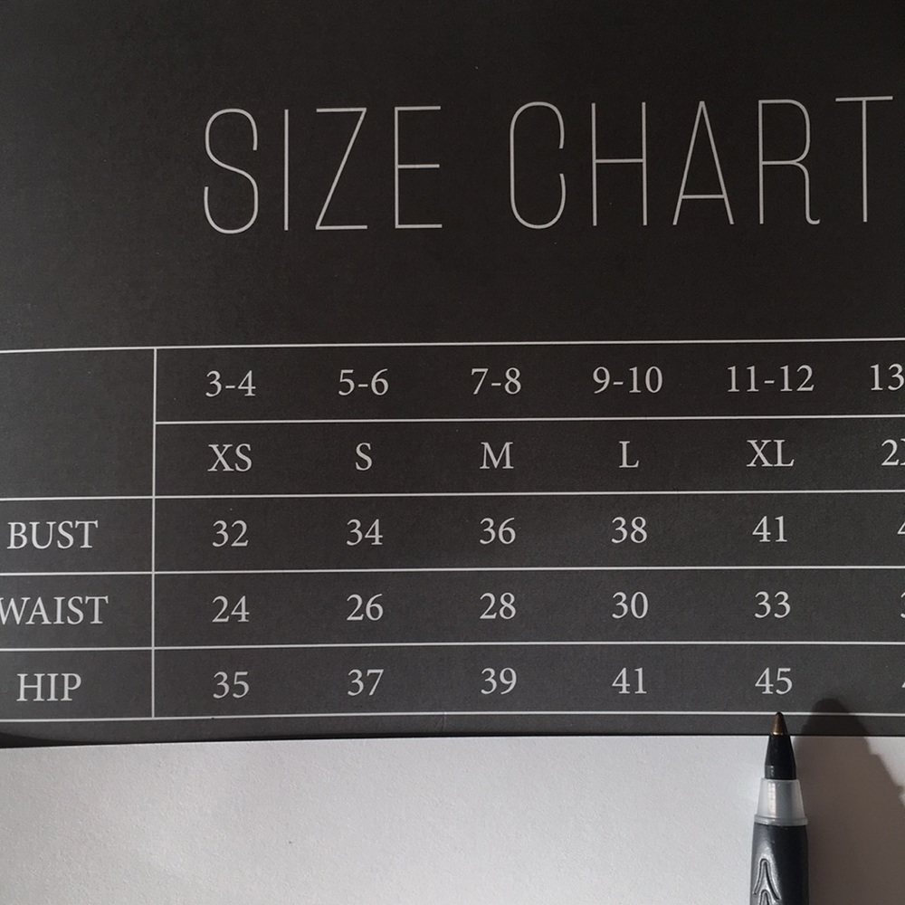 *SOLD*💜Purple Bedazzled Formal Strapless Dress - Picture 8 of 8